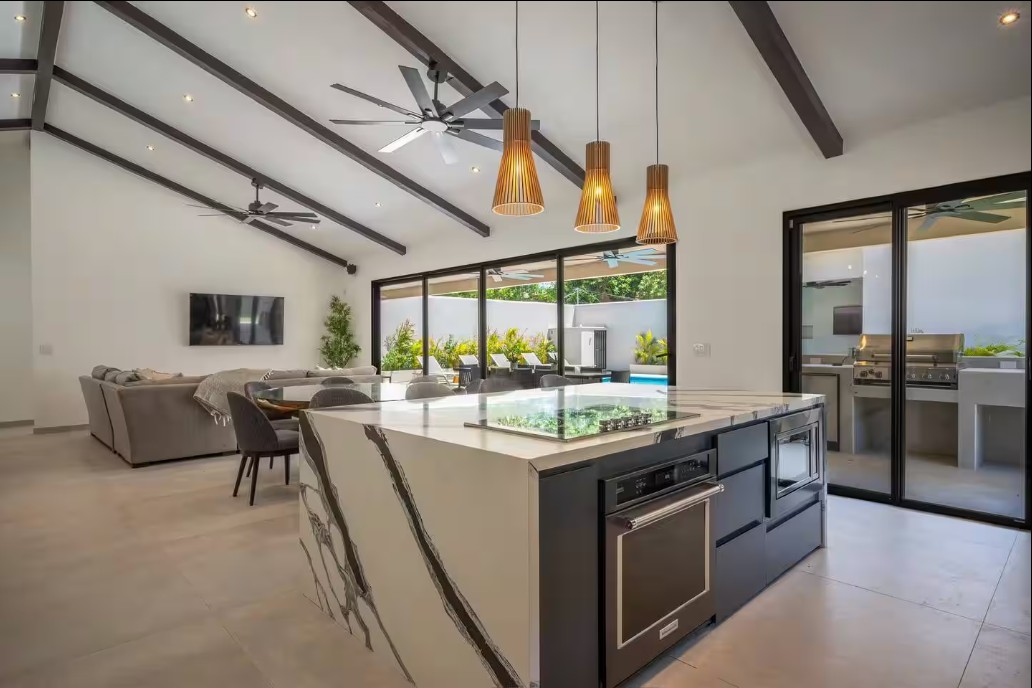 Costa Rica kitchen